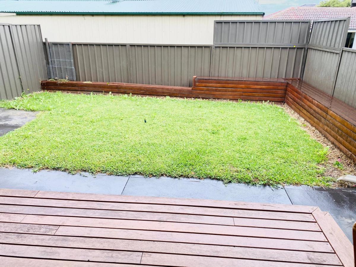 Away From Newly Built And Spacious * Fairfield